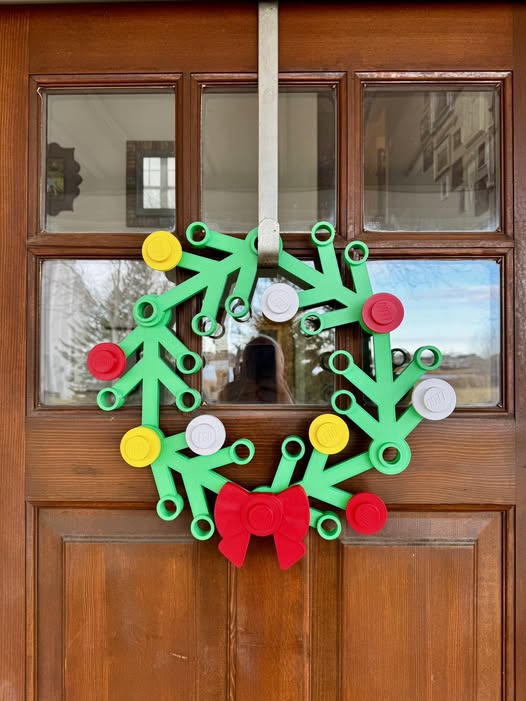 Large Lego Christmas Wreath